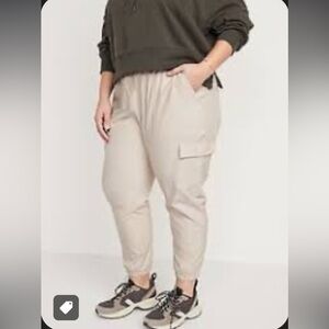High-Waisted StretchTech Cargo Joggers
